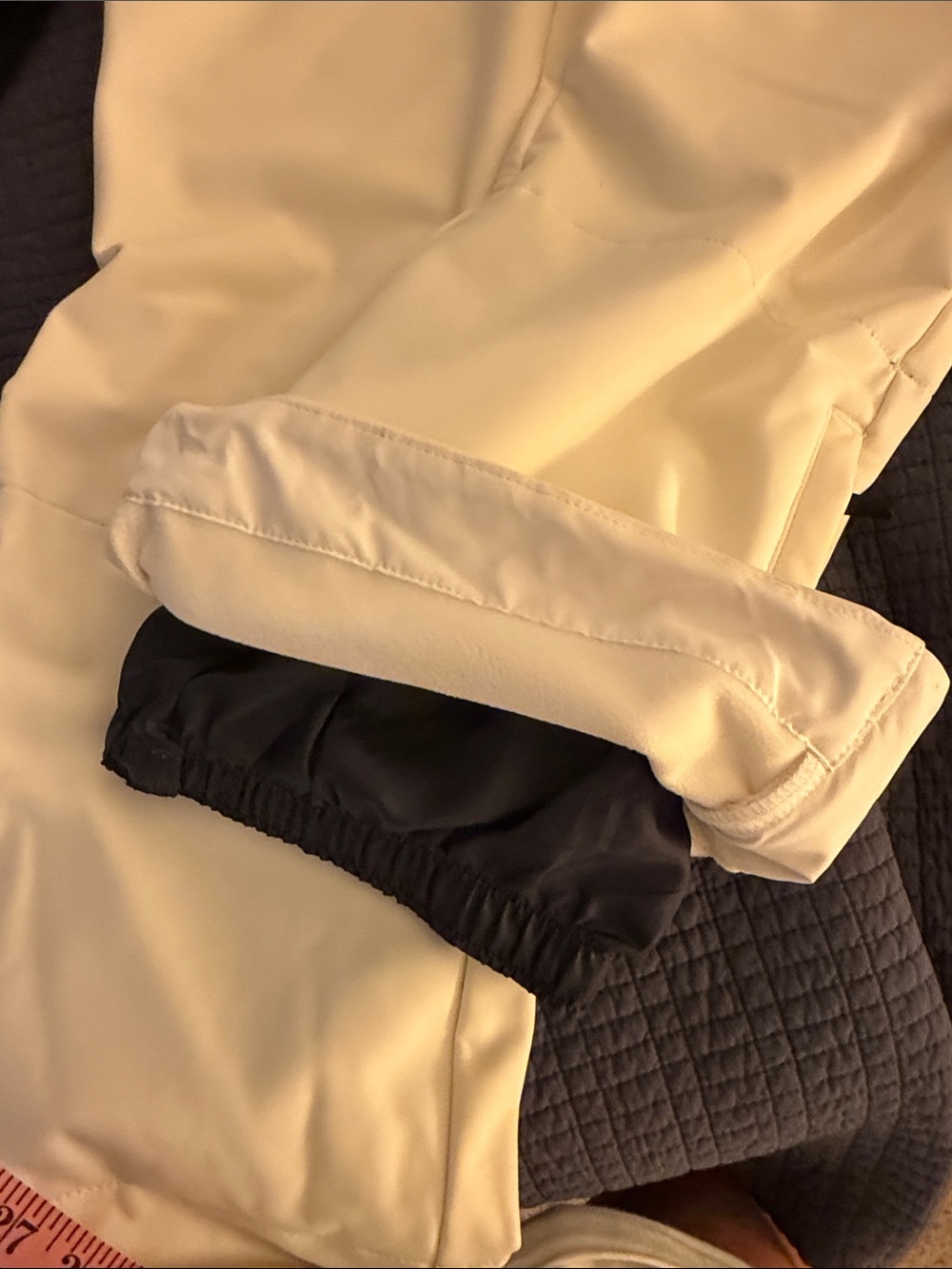 Obermeyer White Women's Ski/Snow Pants - Picture 9 of 10